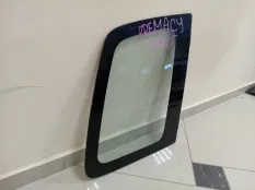 стекло кузовное Mazda Premacy