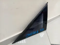 стекло кузовное Opel Omega