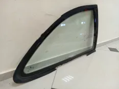 стекло кузовное Hyundai Accent