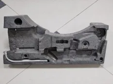 Ящик для инструмента Volkswagen Passat