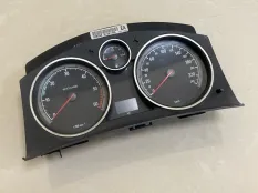 Панель приборов Opel Astra