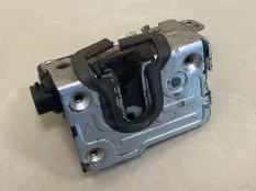 Замок двери Лада Ларгус