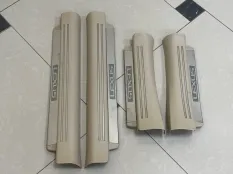 Накладка порога внутренняя Lexus LS460