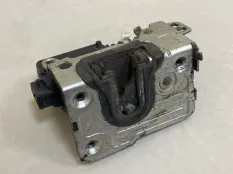 Замок двери Лада Ларгус