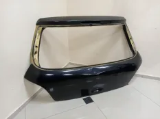 Дверь багажника Peugeot 307