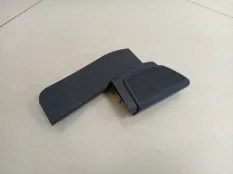 Заглушка зеркала правая Ford Focus