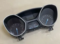 Панель приборов Ford Focus