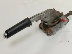 Рукоять стояночного тормоза Opel Astra