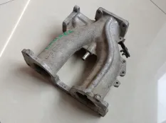 Коллектор впускной Nissan Laurel