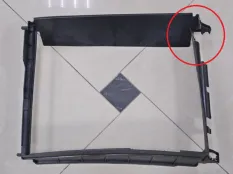 Дефлектор радиатора Renault Logan