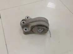 Подушка двигателя Chevrolet Captiva