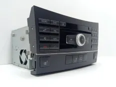 Магнитола штатная Mercedes-Benz E-Class