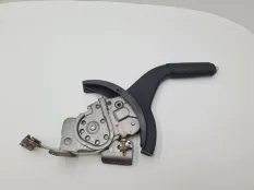 Рукоять стояночного тормоза Mitsubishi Lancer