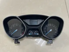 Панель приборов Ford Focus