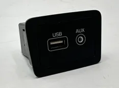 Блок панель USB AUX Hyundai Grand Santa Fe