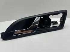 Ручка двери внутренняя Skoda Octavia