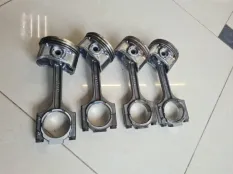 Поршень с шатуном Chery Fora A21