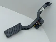Педаль газа Hyundai Elantra