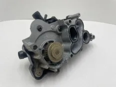 Водяной насос (помпа) Volkswagen Polo