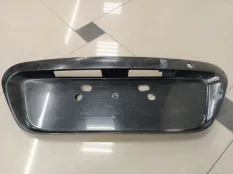 Площадка номерного знака Mitsubishi Lancer