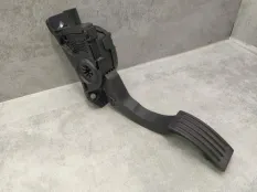Педаль газа Ford Focus