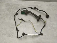 Проводка двери Mitsubishi Colt