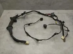 Проводка двери Mitsubishi Colt