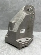 Кронштейн двигателя Kia Stinger