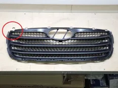 Решетка радиатора Hyundai Santa Fe