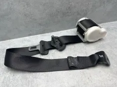 Ремень безопасности Opel Vectra