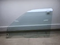Стекло двери Kia Sportage