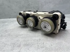 Блок управления отопителем Mitsubishi Colt