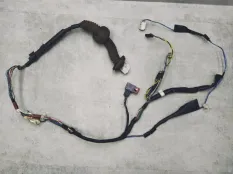 Проводка двери Toyota Avensis