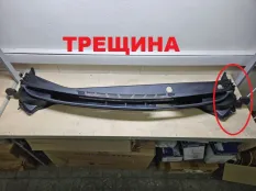 Панель воздухозаборника Kia Cerato