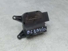 Сервопривод заслонок печки Skoda Octavia