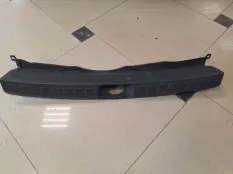 Обшивка багажника Mitsubishi Colt