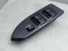 Блок управления стеклоподъемниками Mitsubishi Colt