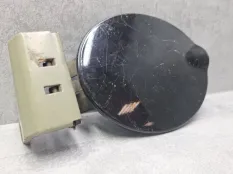 Лючок топливного бака Лада Калина