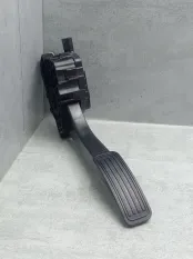 Педаль газа Ford Fusion (America)