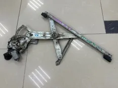 Стеклоподъемник Toyota Camry