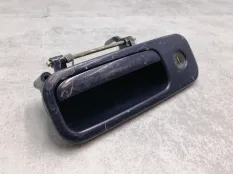 Ручка двери багажника Volkswagen Golf