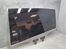 Стекло двери Kia Rio X-Line