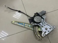 Стеклоподъемник Toyota Prius