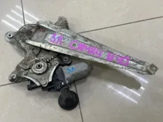 Стеклоподъемник Toyota Camry