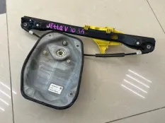 Стеклоподъемник Volkswagen Jetta