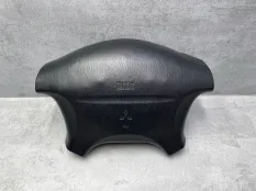 Подушка безопасности водителя Mitsubishi Carisma