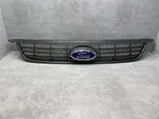 Решетка радиатора Ford Focus