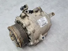 Компрессор кондиционера Mitsubishi Colt