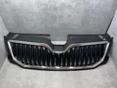 Решетка радиатора Skoda Octavia