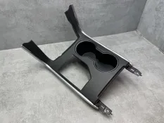 Консоль центральная Toyota Camry